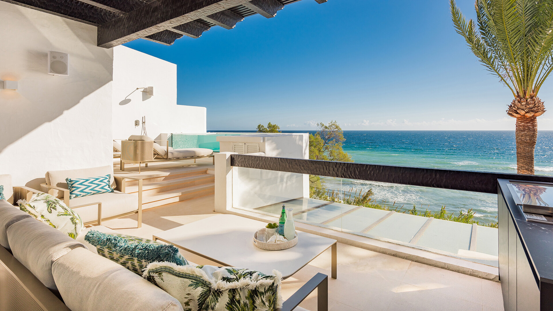 Vistas desde una vivienda en Marina Puente Romano, en Marbella