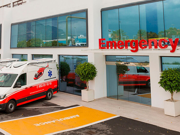 Healthcare in Nueva Andalucía - Helicópteros Sanitarios