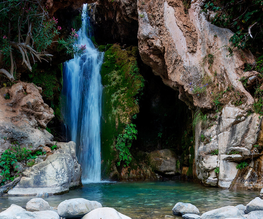 freshwater hikes