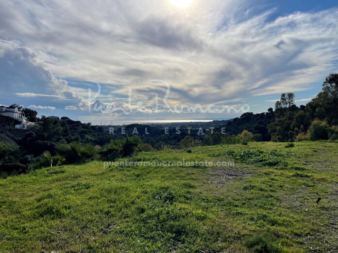 Plot with stunning views in the New Golden Mile of Estepona