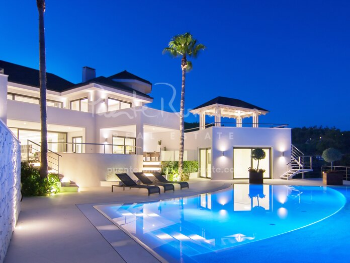 Villa con vistas al mar dentro de La Zagaleta