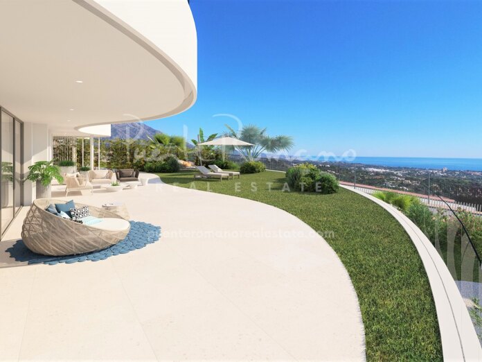 Spacious apartment with private garden
