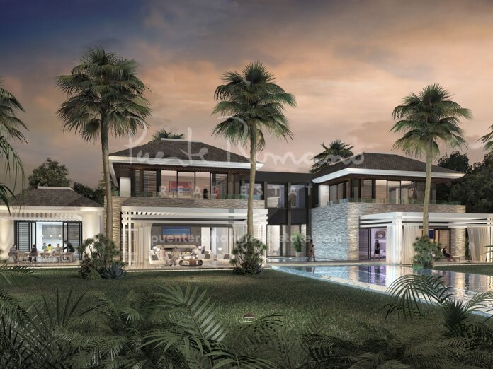 Large plot within walking distance to Puerto Banús and the beach
