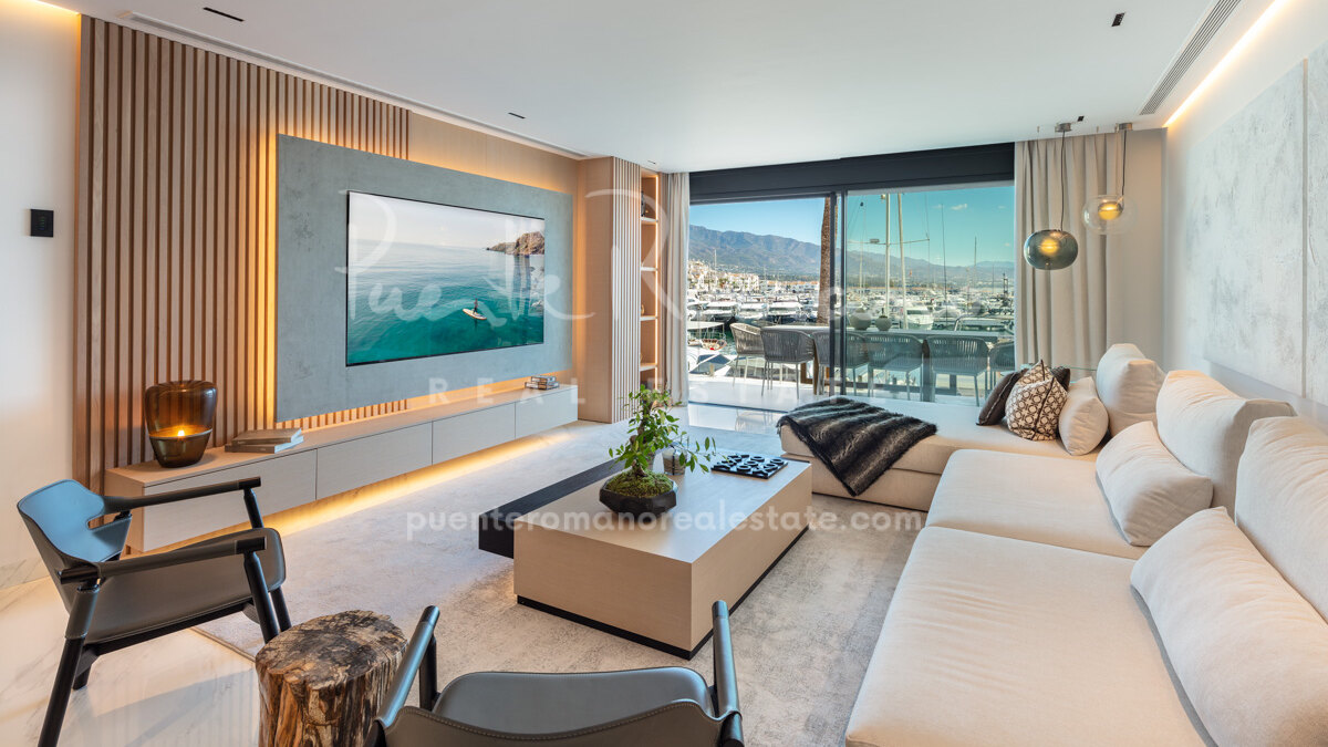 Impresionante apartamento en primera línea del Puerto de Banús