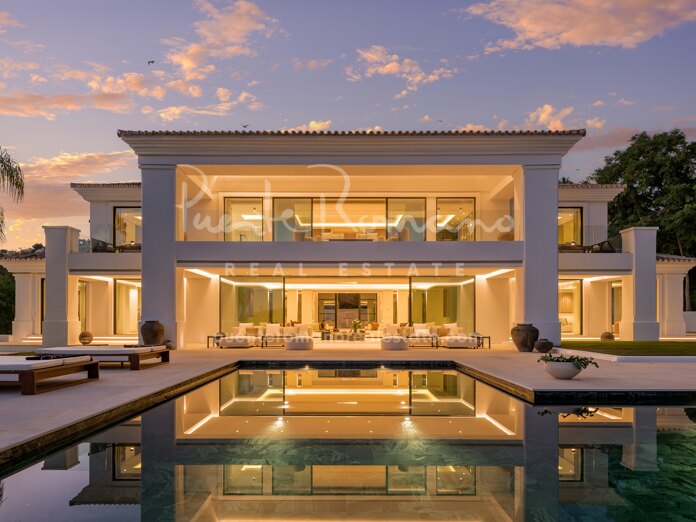 Brand new luxury villa in La Quinta with spectacular open views of the sea and golf course