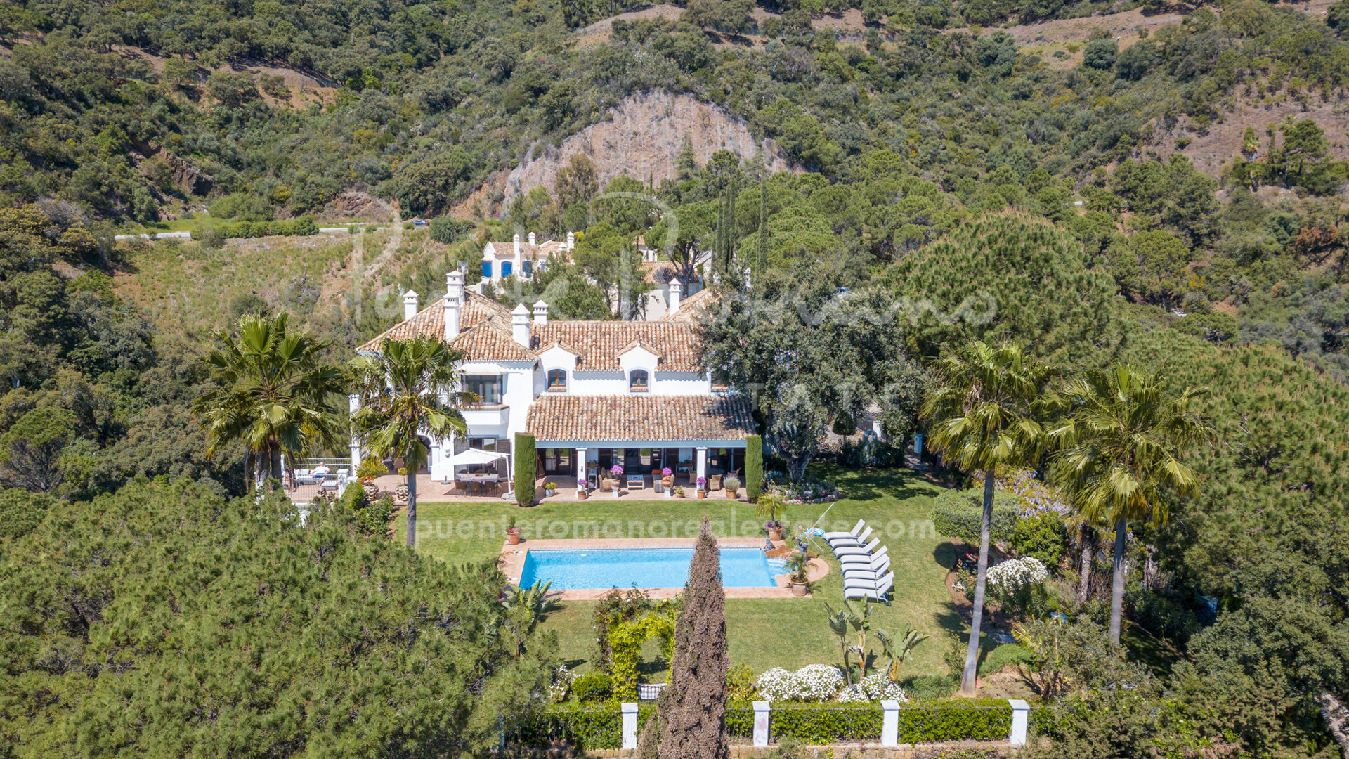 Spectacular estate with panoramic views in El Madroñal