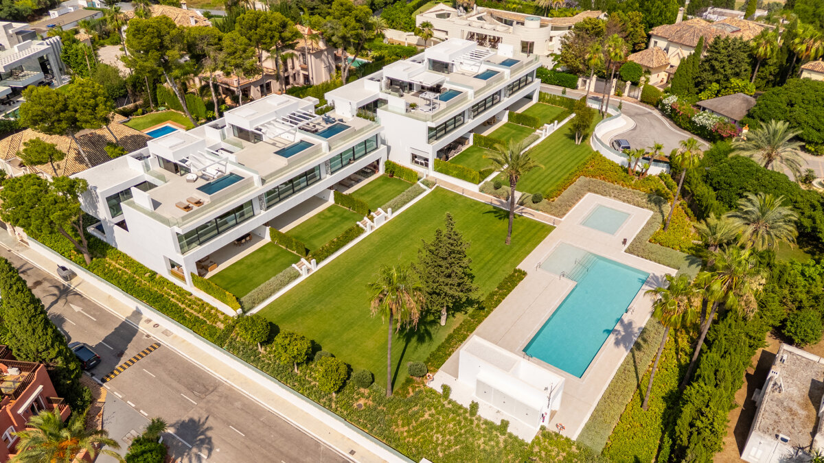 Villa Pareada en Vilas 6, Nueva Andalucia PRRE-15196