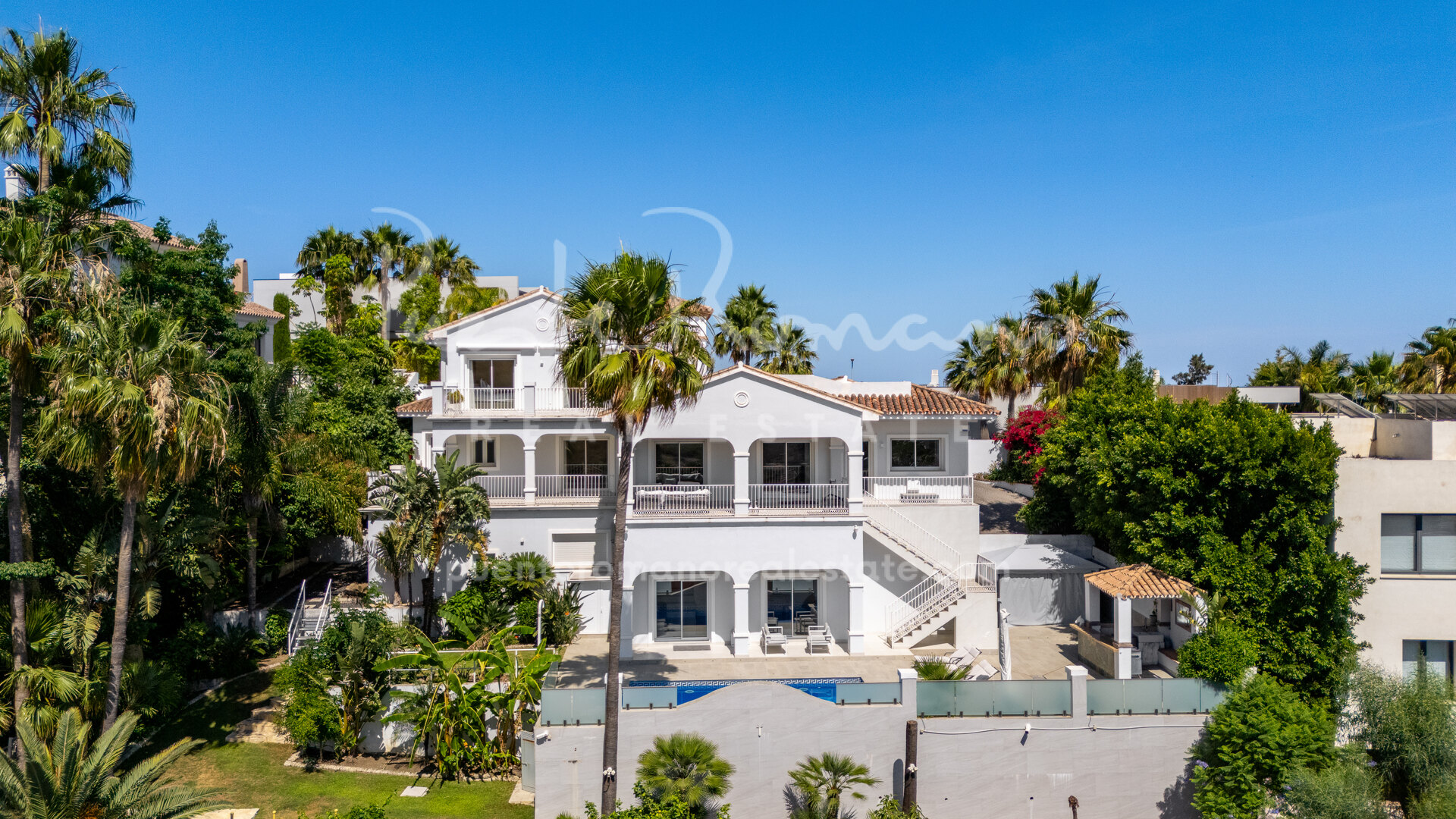 Villa con preciosas vistas al Mar en La Alquería, junto al Paraiso Alto