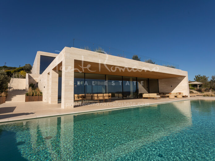 Magnífica villa en La Reserva de Sotogrande con vistas panorámicas