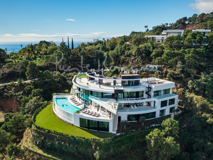 Espectacular obra maestra arquitectónica con vistas impresionantes en el corazón de La Zagaleta
