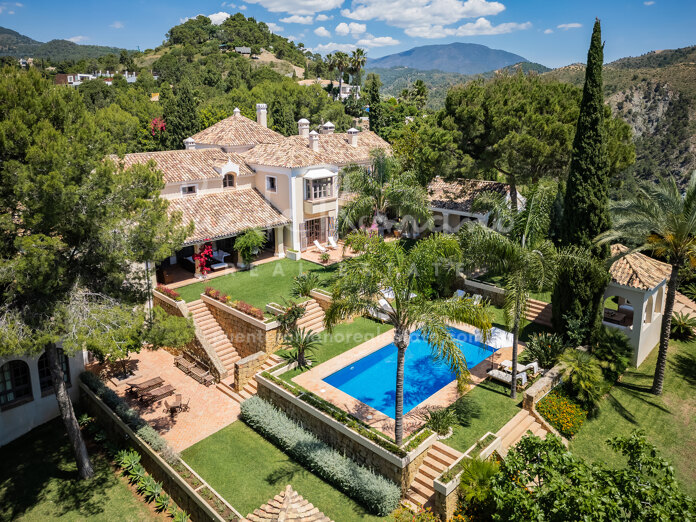 Villa Goya, a spectacular Mediterranean estate with panoramic sea views in El Madroñal