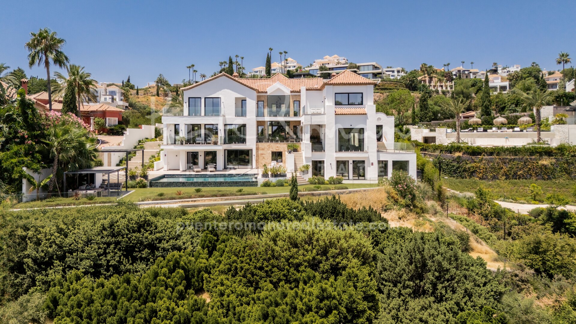 Villa Rebecka, a spacious family retreat on a frontline golf plot in Los Flamingos