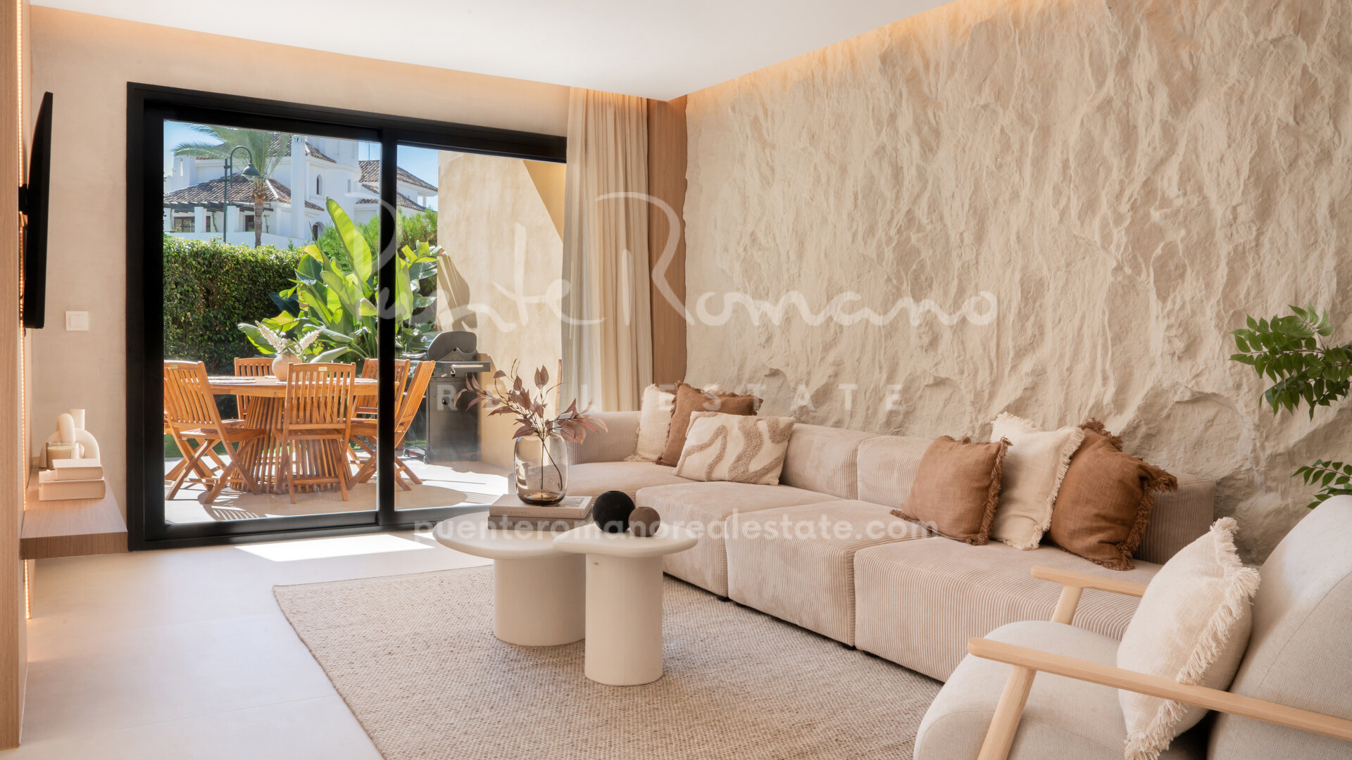 Beautiful beachside Townhouse near Puerto Banús