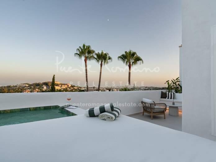 Stylish corner penthouse with sleek Scandinavian design in Nueva Andalucía