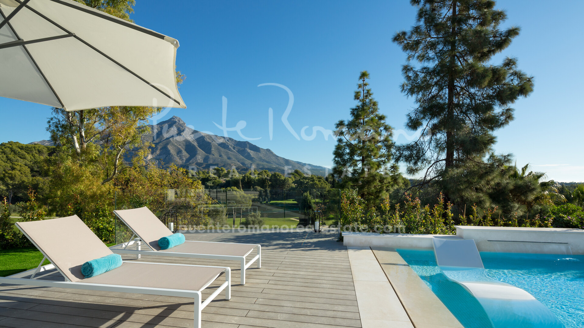 Villa Alaya, a modern and sleek villa in Nueva Andalucía