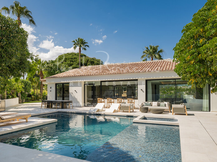 Villa Vincci - Elegant villa overlooking Las Brisas Golf in Nueva Andalucía