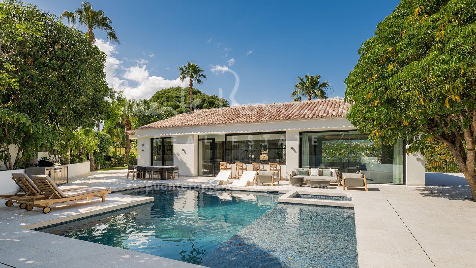 Villa Vincci - Elegant villa overlooking Las Brisas Golf in Nueva Andalucía
