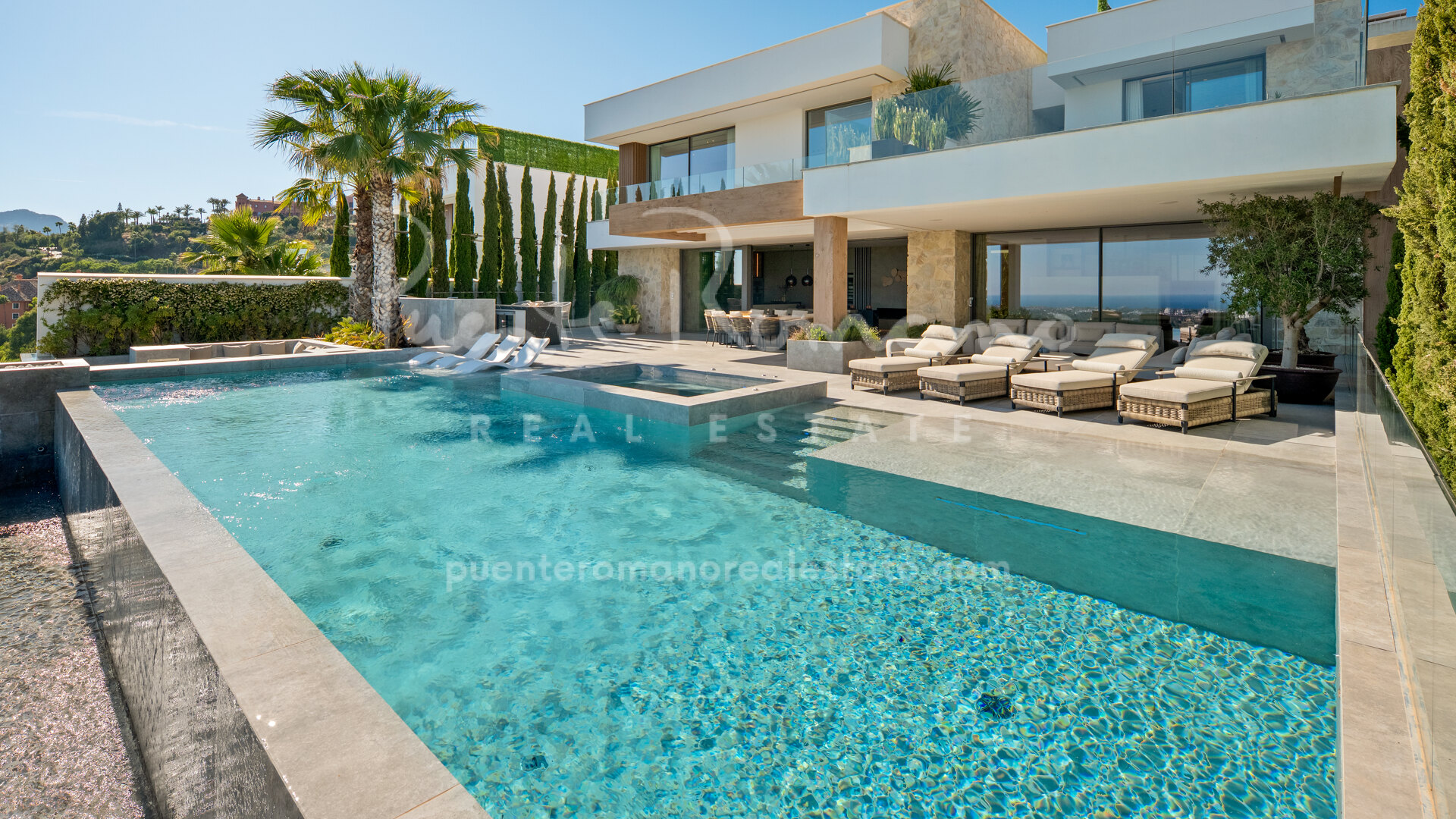 Villa Mare – a modern property in the gated community of The Hills in La Quinta