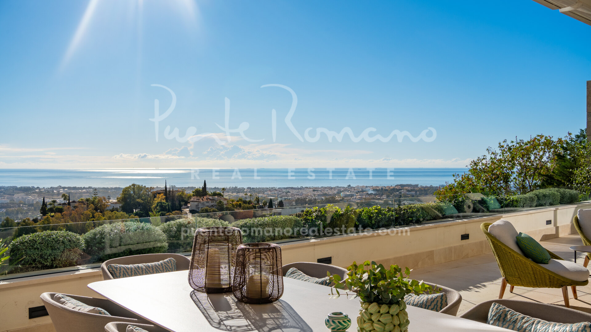 Breathtaking panoramic sea views in exclusive Grand View, La Quinta – ready to move into