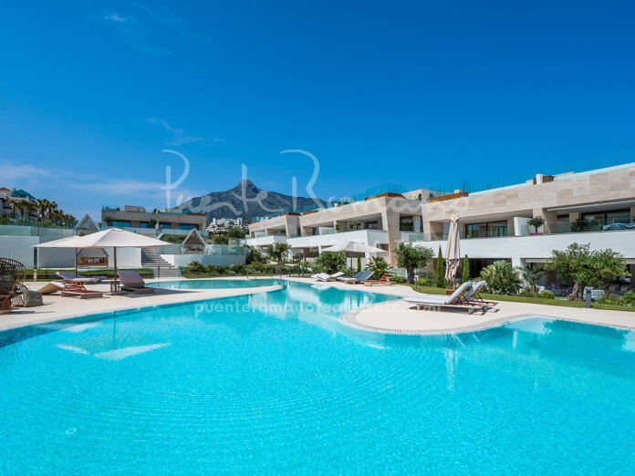 Impresionante ático dúplex con piscina privada en Epic en la Milla de Oro