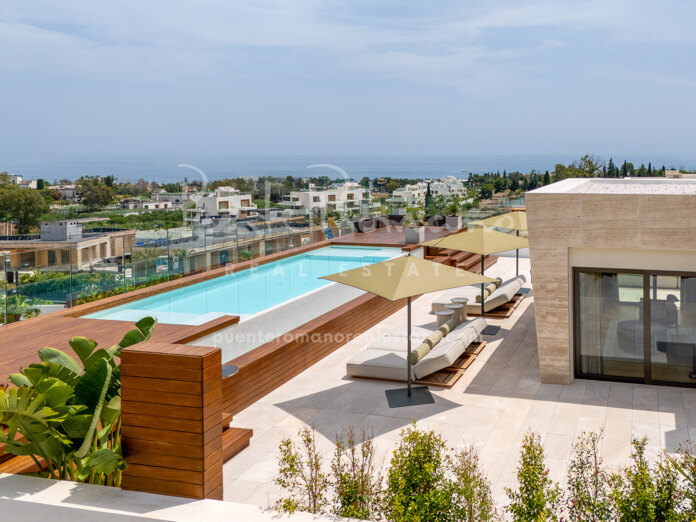 Skyvilla 6 - a luxurious property with impressive rooftop solarium with its own swimming pool on the Golden Mile