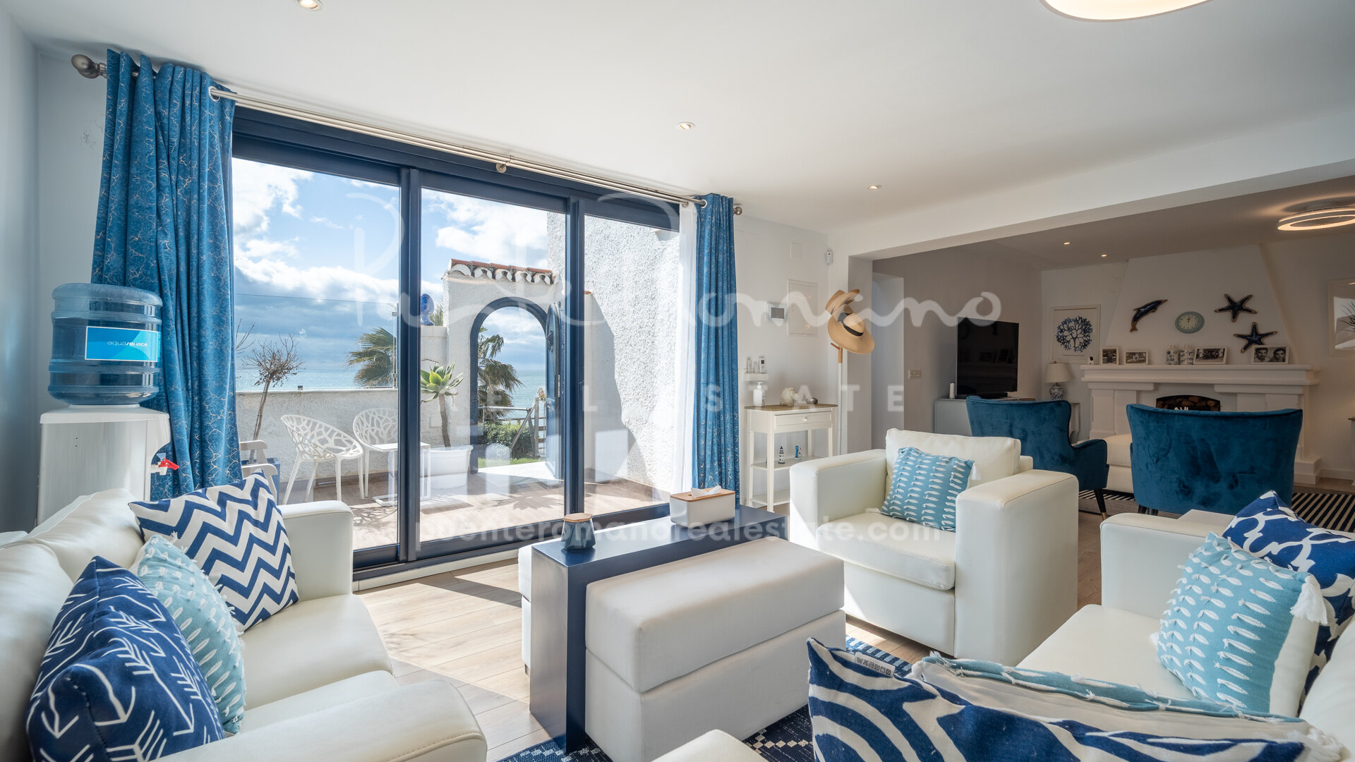 Beautiful frontline beach townhouse with spectacular sea views on the New Golden Mile