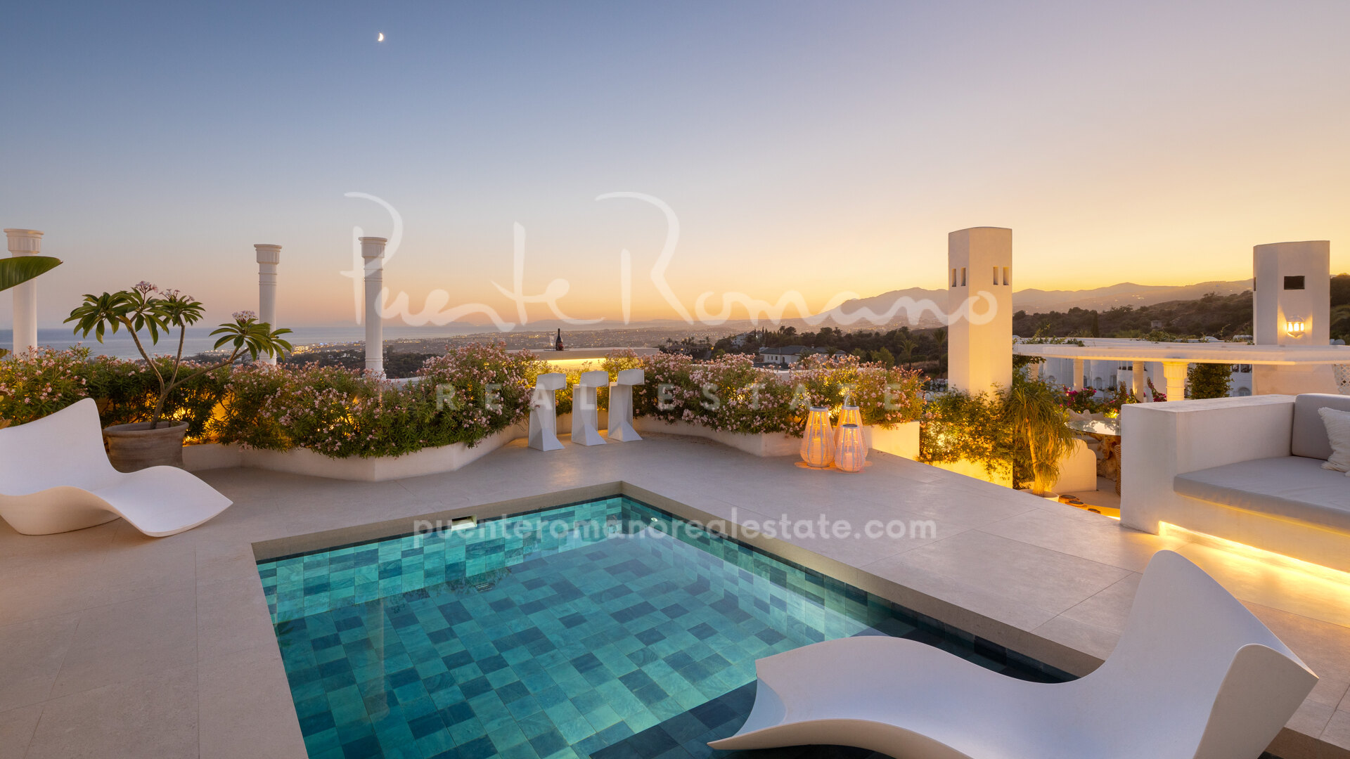 Exquisite penthouse in the exclusive Marbella Hill Club, offering panoramic Mediterranean Sea and La Concha views
