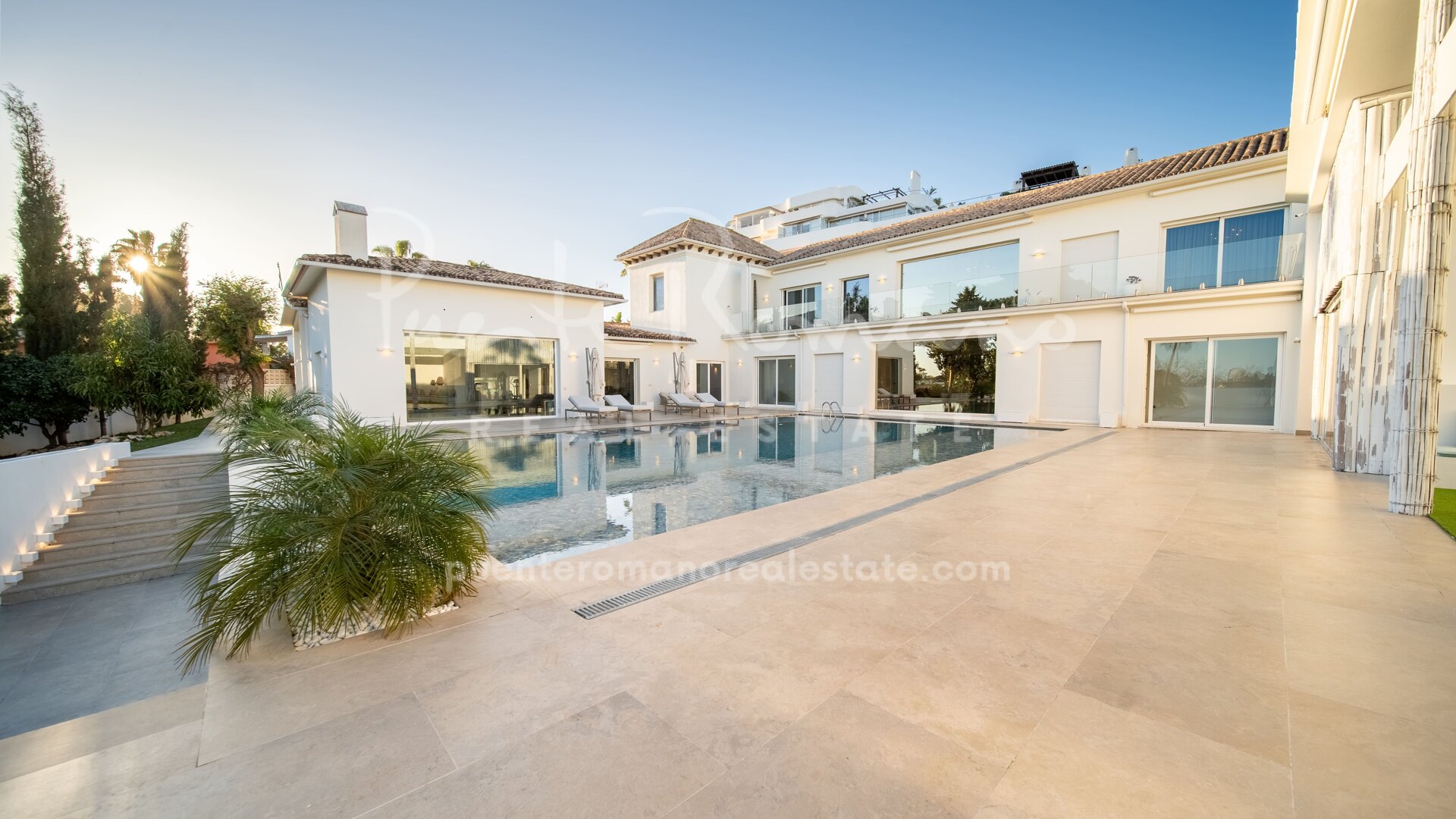 Stunning luxury villa in Guadalmina Alta with a large plot