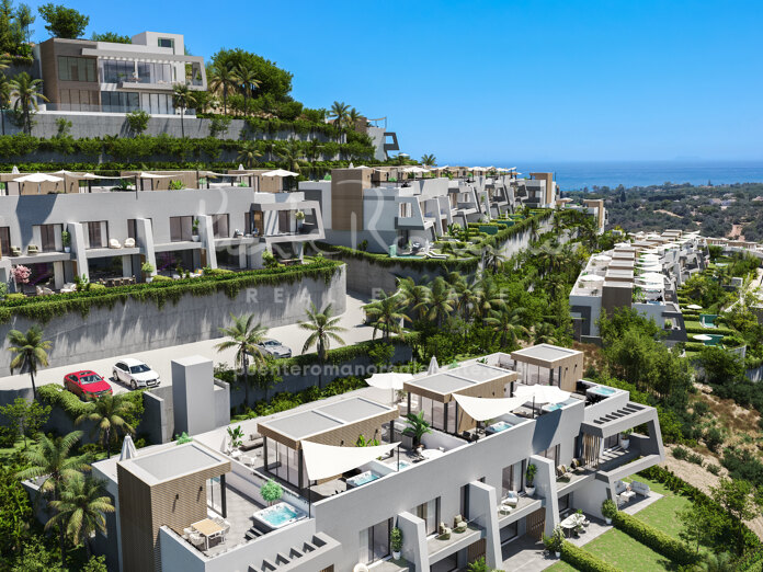 Contemporary villas with panoramic views in Elviria, Marbella