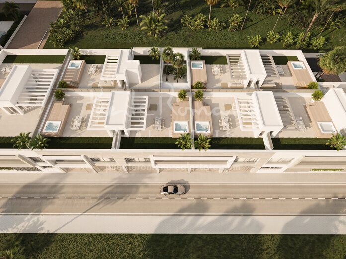 Duplex penthouse in a new development near San Pedro beach