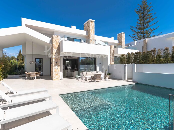 Brand new villa in a gated community in San Pedro de Alcántara