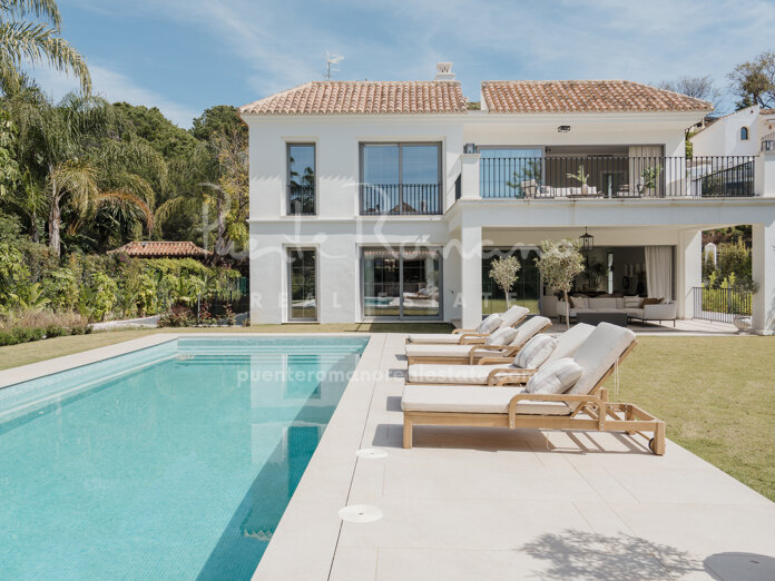 Villa familiar contemporánea en Los Arqueros, Benahavís