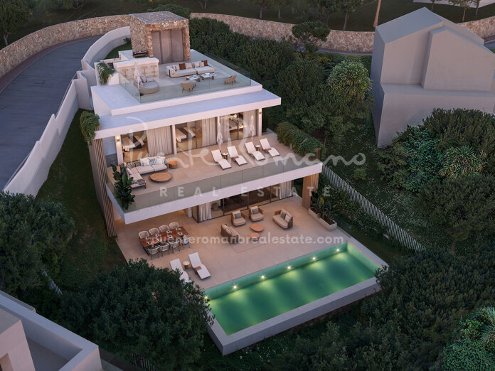 Exceptional contemporary villa project with licence in El Rosario, Marbella