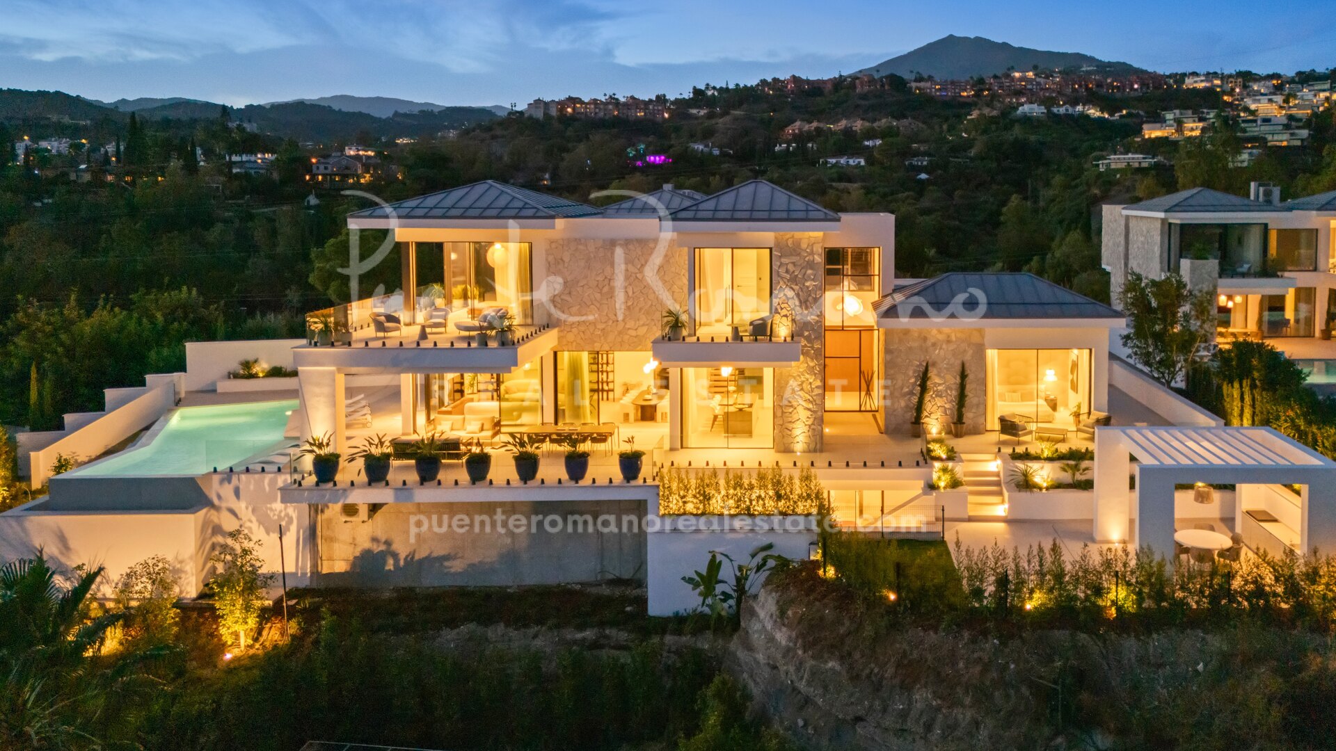 Tresora Villa C - Exceptional contemporary villa with panoramic views in Benahavís