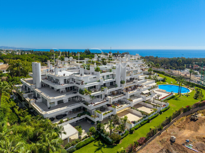 Impresionante y amplio apartamento en Terrazas de las Lomas en la Milla de Oro