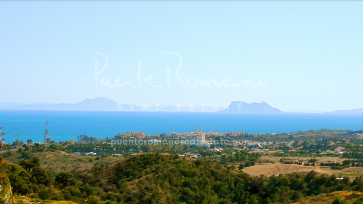Parcela con impresionantes vistas al mar