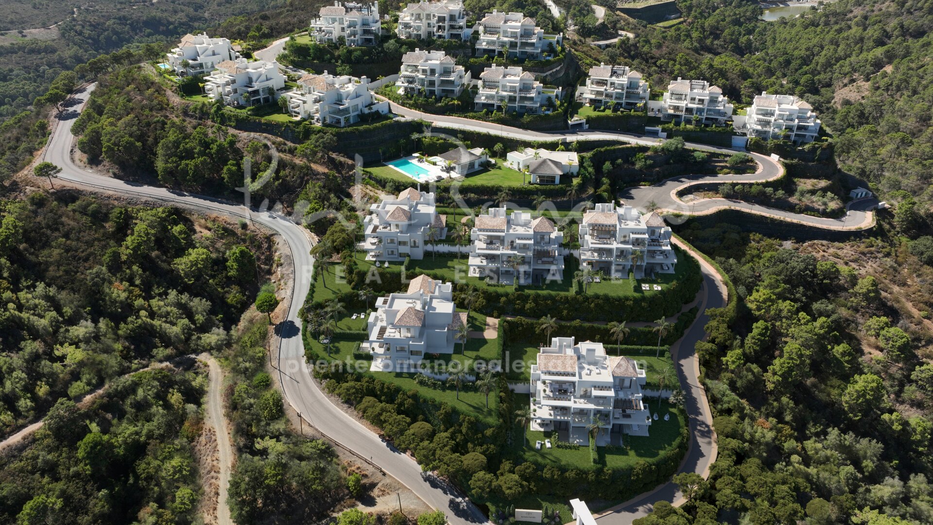Apartment in Marbella Club Hills with sea and mountain views