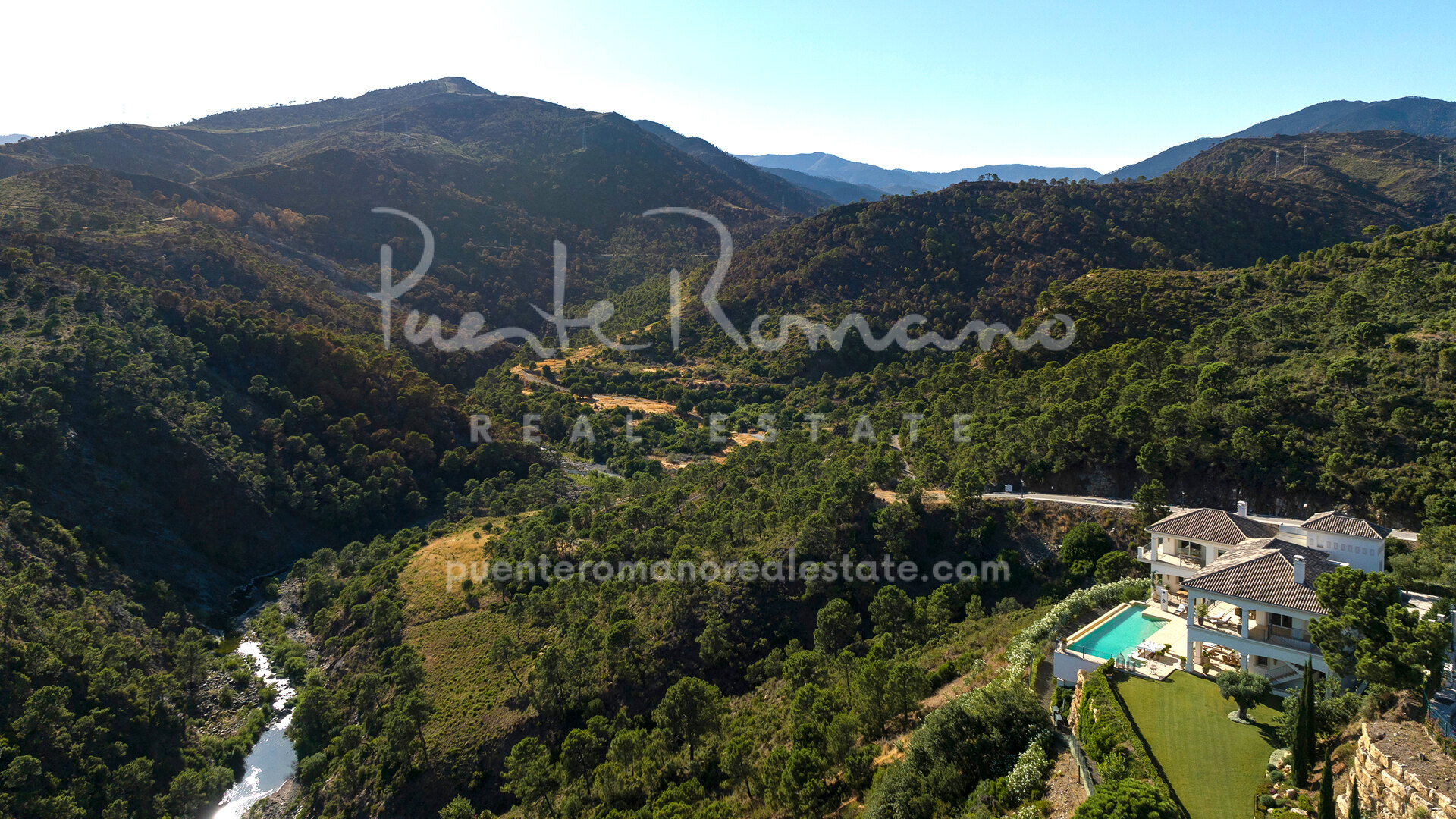 Casa Colinas - Stunning masterpiece on the edge of a natural park in Benahavís